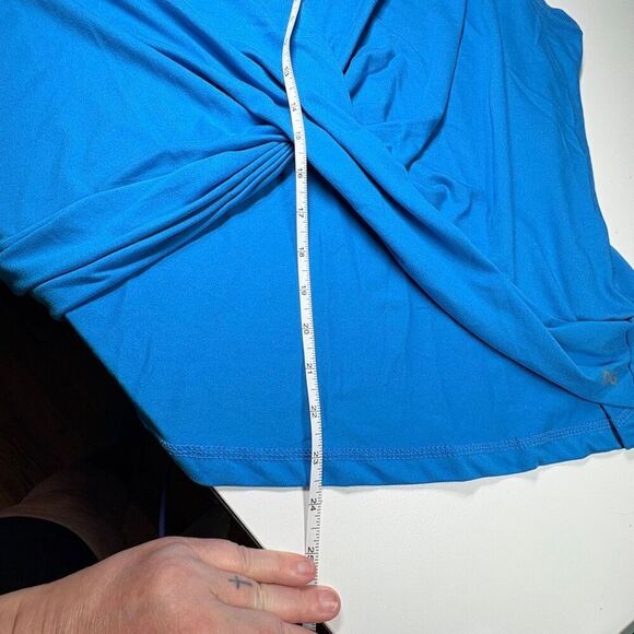 Bright Blue Sleeveless Tank Top Lightweight Activewear, plus size, NWOT - Picture 7 of 7